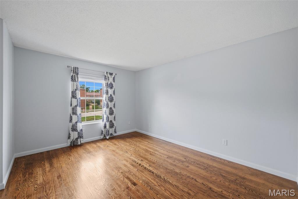 Brentwood Forest Condo Ph Eight - Residential