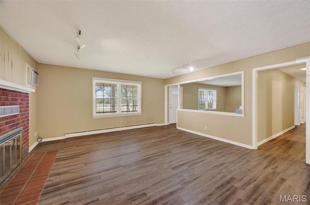 Lebanon Acreage - Commercial Sale