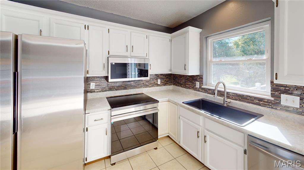 Mitchell Lake - Residential