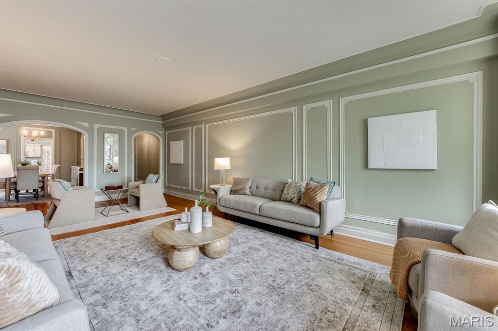 Pierre Chouteau Condo - Residential