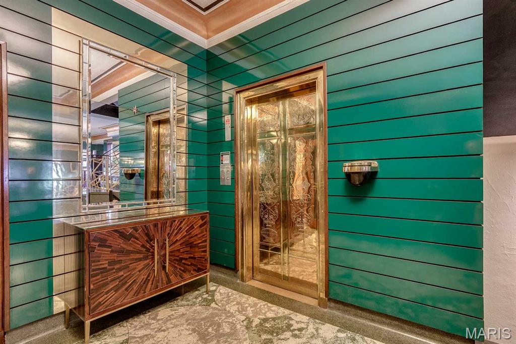 Pierre Chouteau Condo - Residential