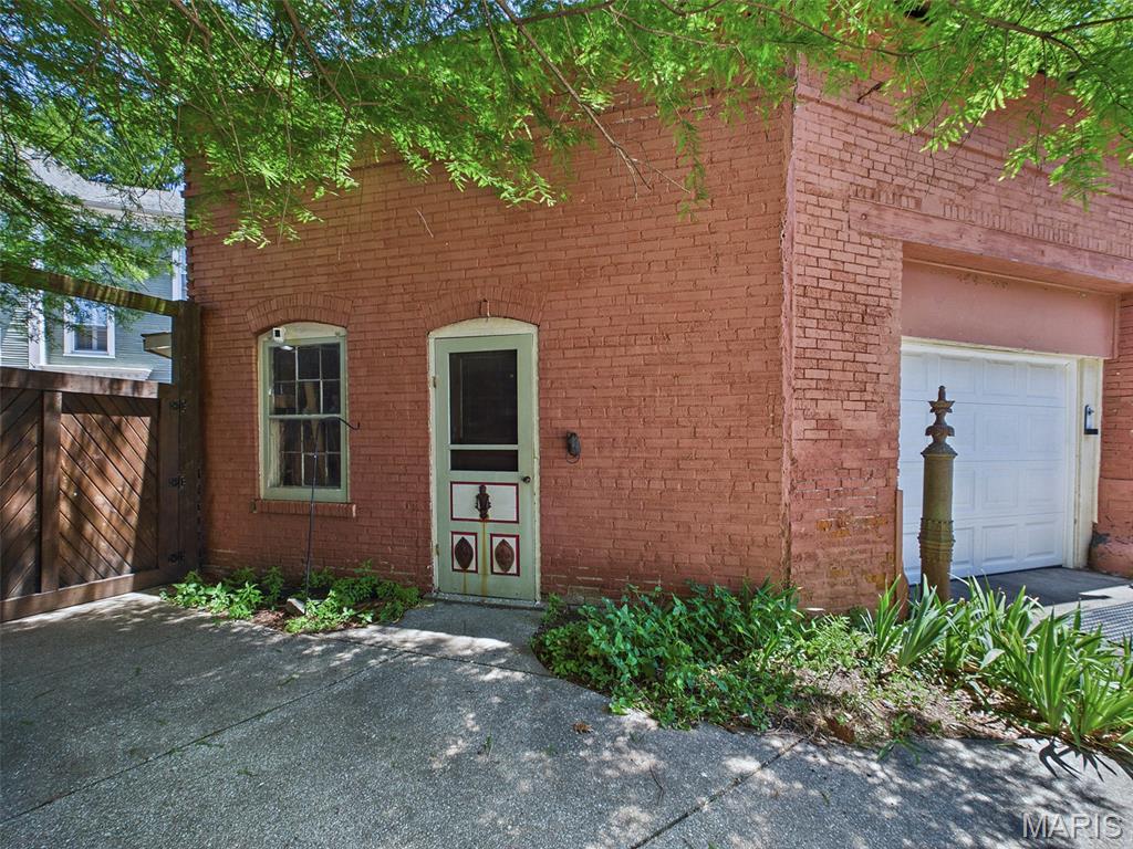 Edwards B F Add - Residential