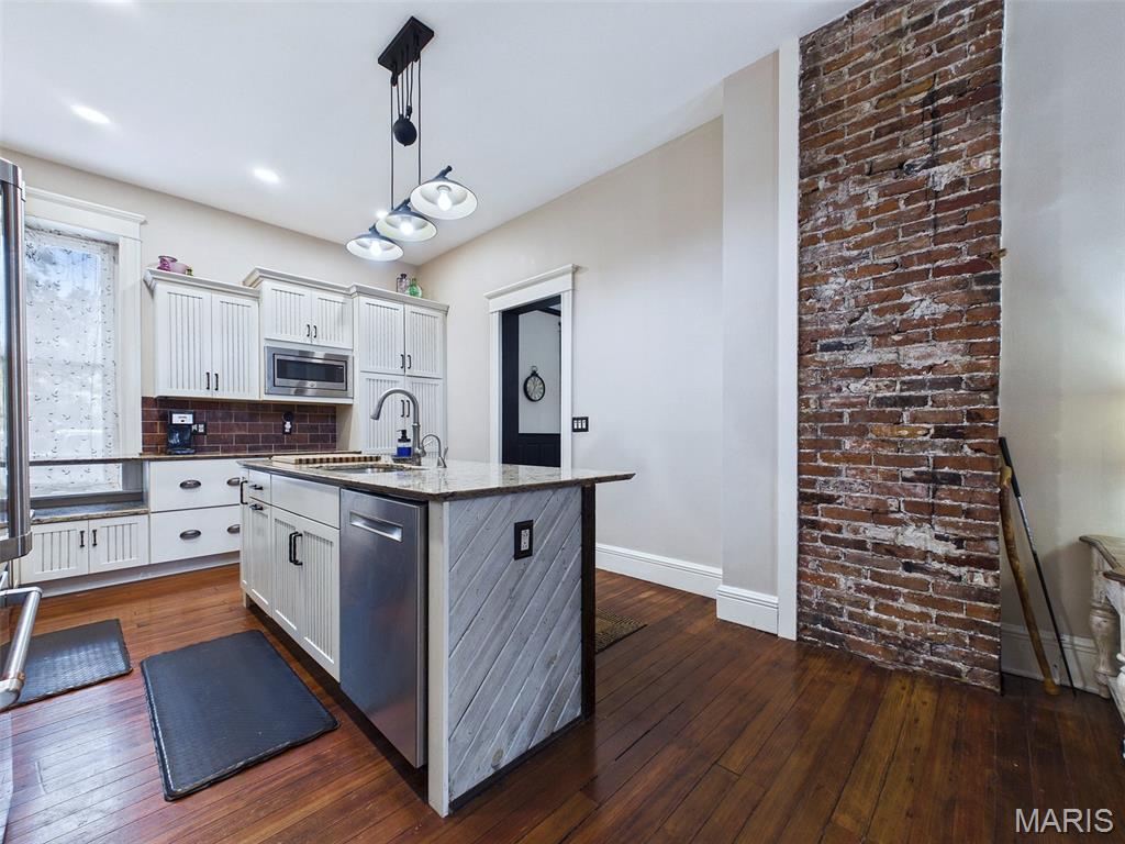 Edwards B F Add - Residential