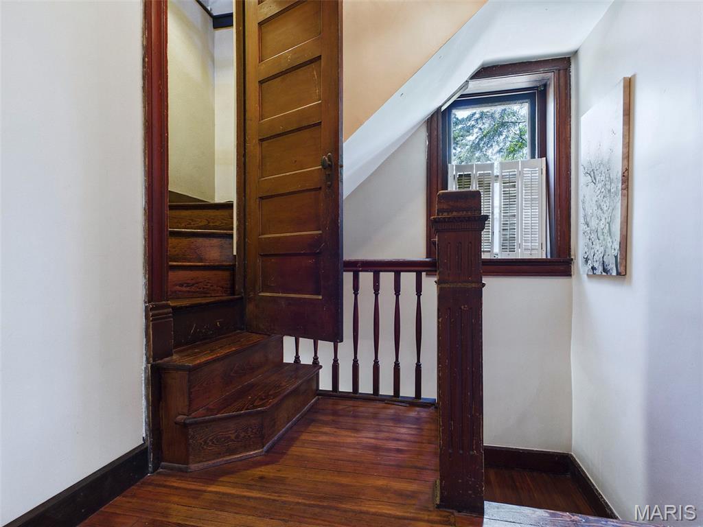 Edwards B F Add - Residential