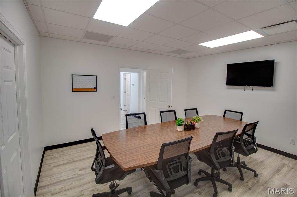 Not in a subdivision - Commercial Lease