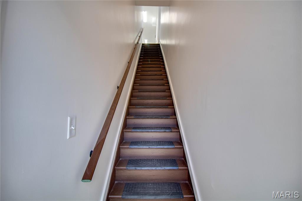 Not in a subdivision - Commercial Lease