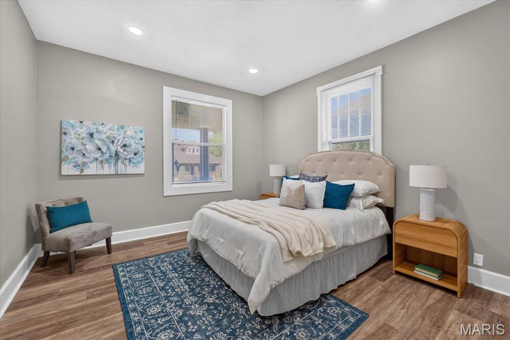 Twelve Oaks - Residential