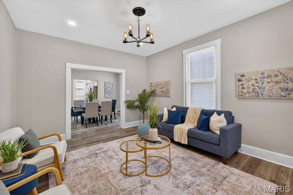 Twelve Oaks - Residential