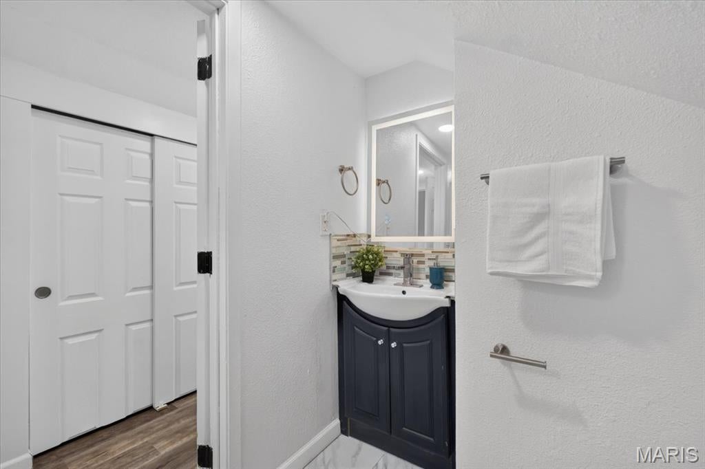 Twelve Oaks - Residential