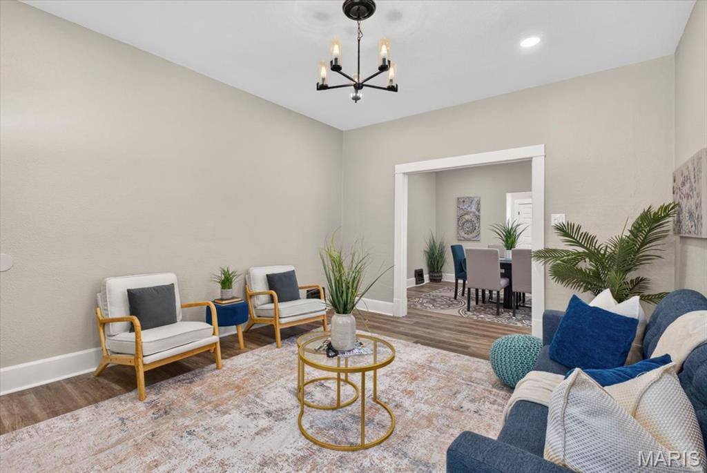 Twelve Oaks - Residential