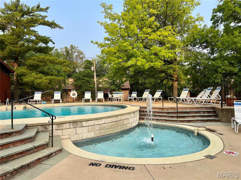 Golfview On The Green Condo - Residential Lease