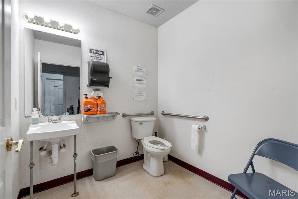Triad South Ind Park #2 - Commercial Sale
