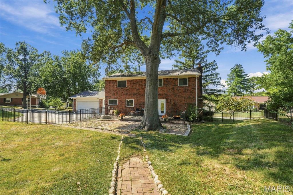 Dutch Mill - Residential
