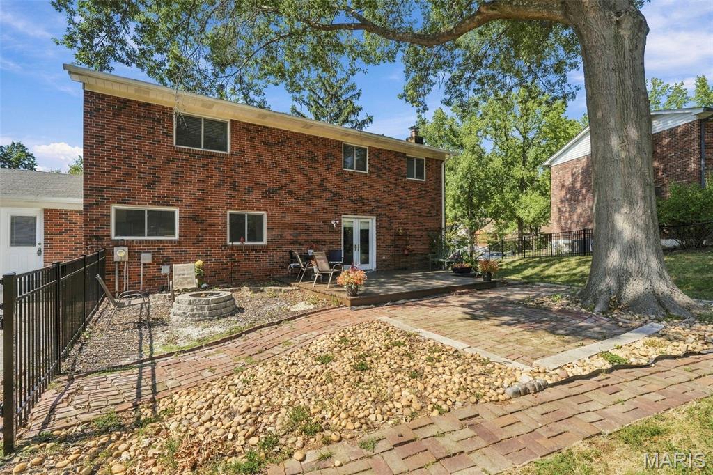 Dutch Mill - Residential