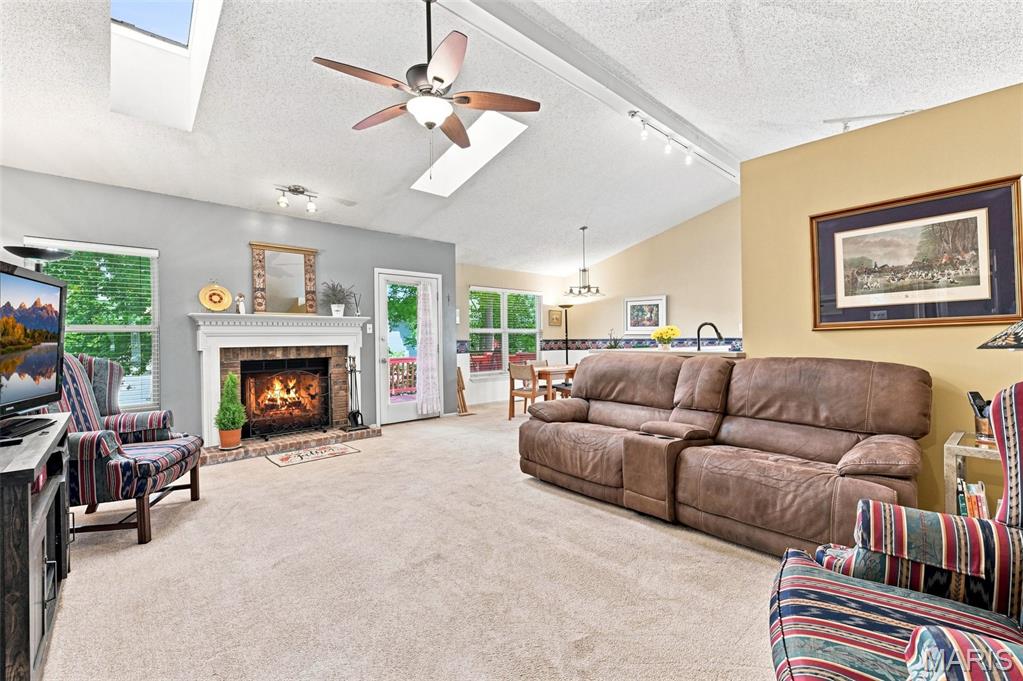 Country Crossing - Residential