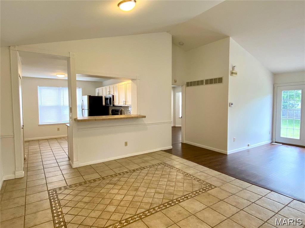 Villages Of Barrington Downs Ascot - Residential