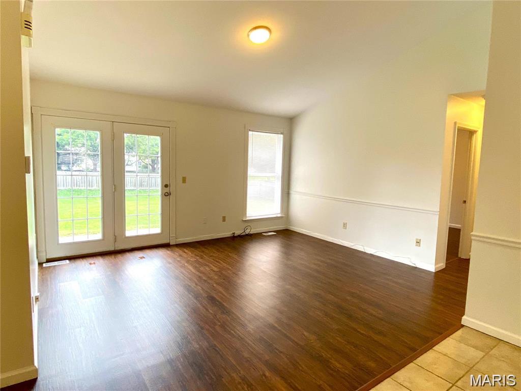 Villages Of Barrington Downs Ascot - Residential
