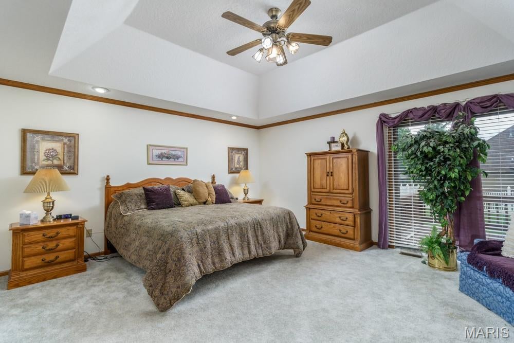 CARRIAGE HILLS - Residential