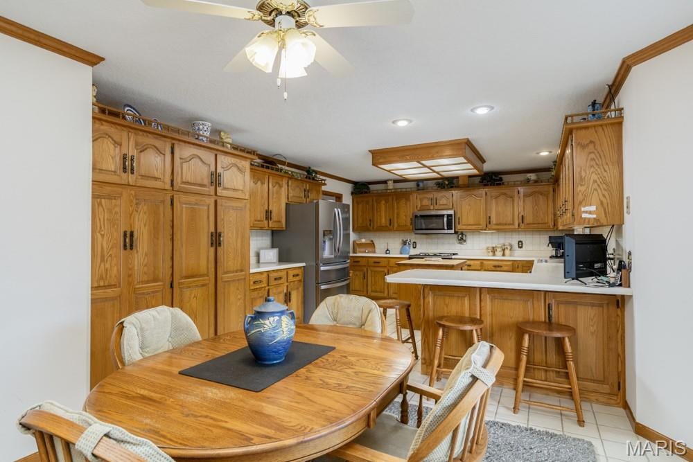 CARRIAGE HILLS - Residential