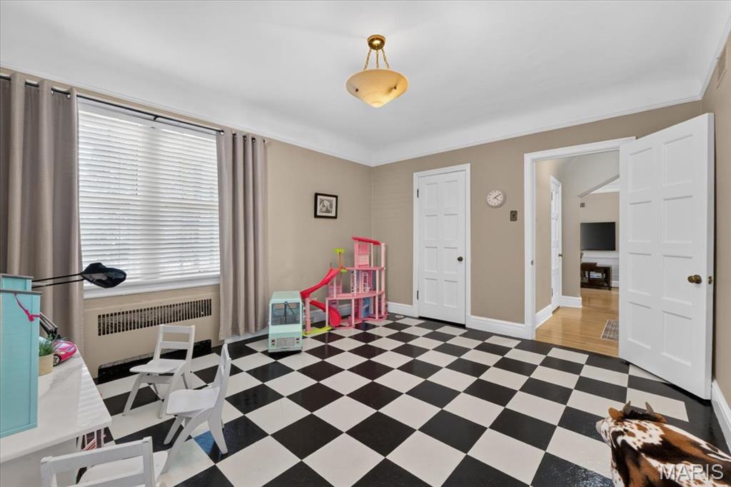 7507-7509 Cromwell Condo - Residential