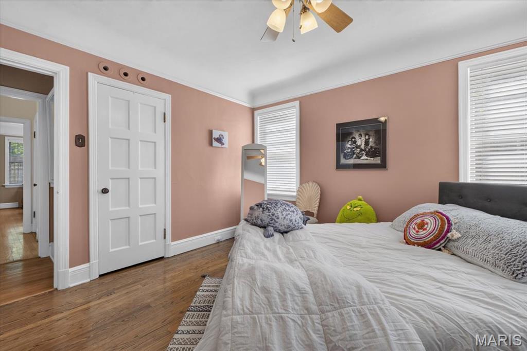 7507-7509 Cromwell Condo - Residential