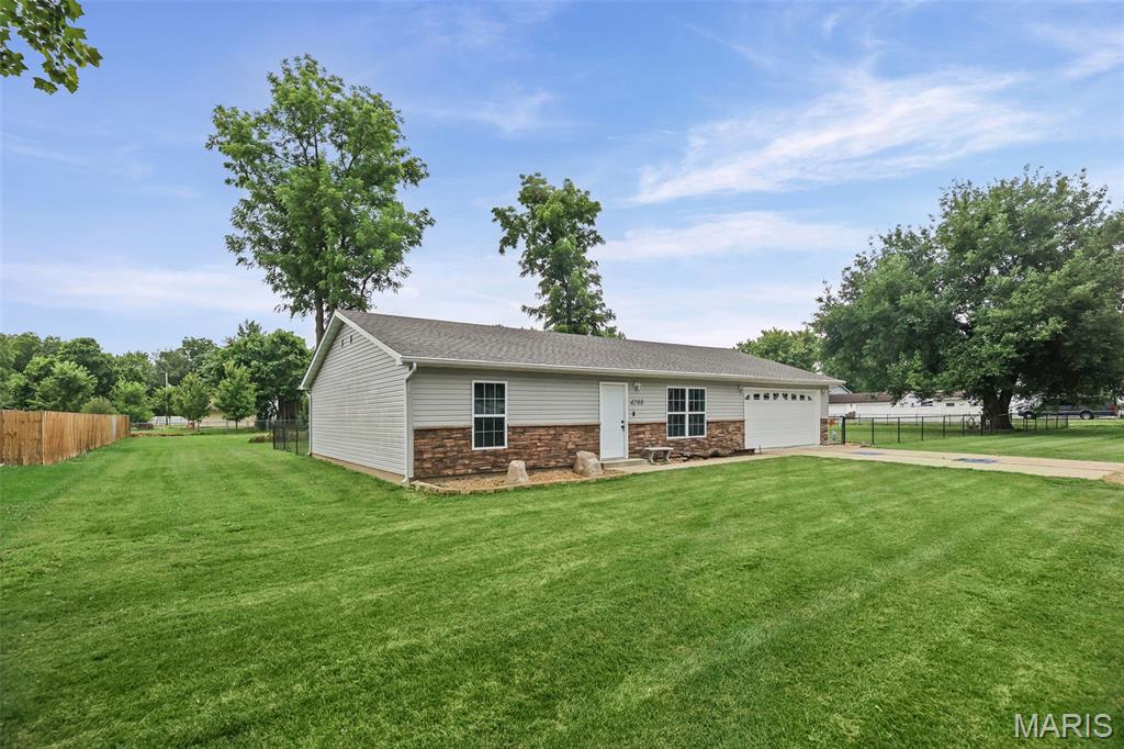 Long Lake Shore G - Residential