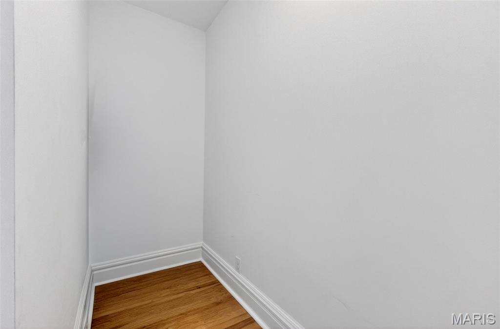 6320 Northwood Condo - Residential