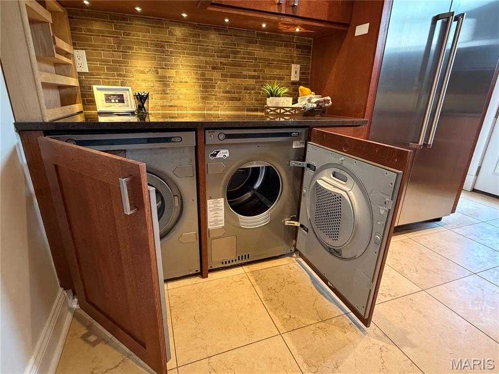 6320 Northwood Condo - Residential