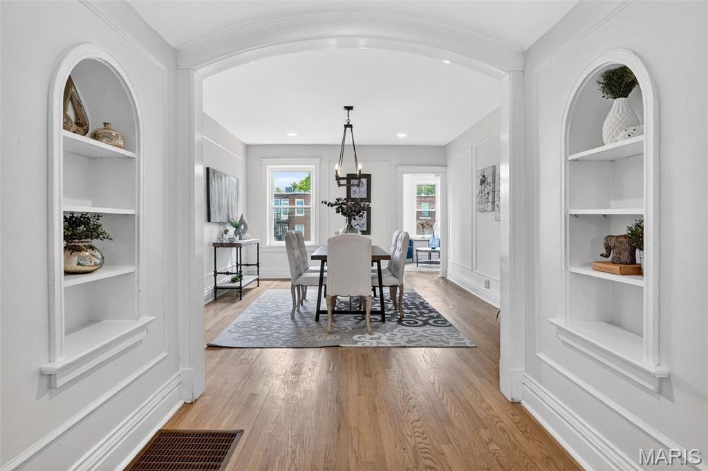 6320 Northwood Condo - Residential