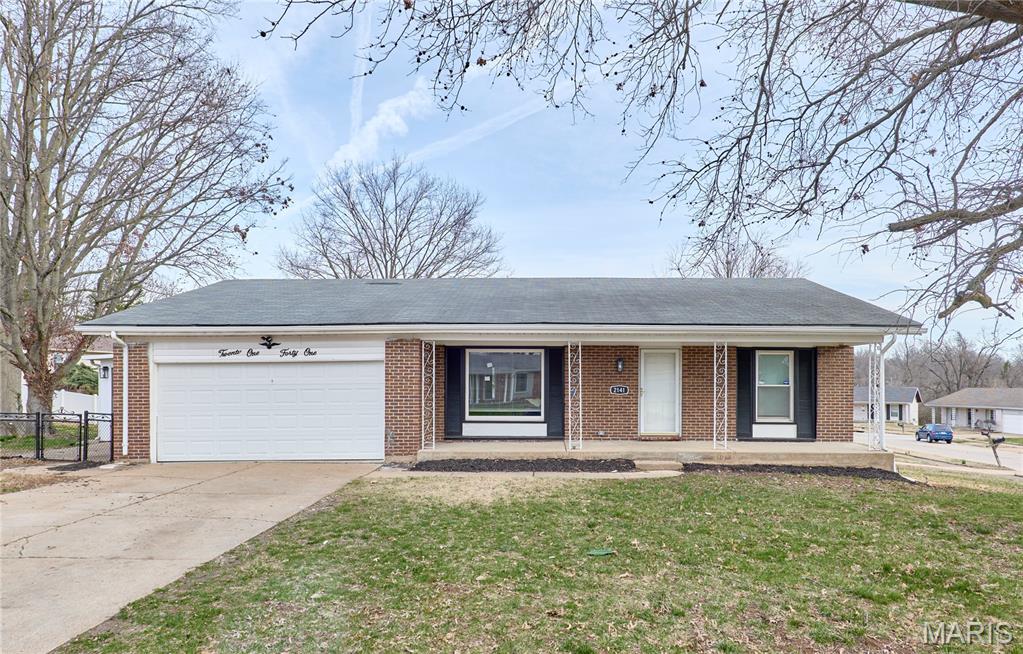 Beautifully updated home with thoughtful upgrades and great functionality throughout. The brand-new redesigned kitchen features granite countertops, stainless steel appliances, and a convenient pantry, making it perfect for both everyday living and entertaining.

Enjoy excellent natural light and flow between the dining room, family room, and kitchen, creating a bright and inviting main living space. Updated bathrooms, new paint, and durable LVP flooring give the home a fresh, modern feel.

The main level offers three bedrooms, including a primary suite with an en suite bathroom, along with ceiling fans for added comfort.

Step into the sun porch overlooking the fully fenced backyard, complete with lighting and electric, perfect for relaxing or hosting. The property also includes a large garage and shed, and is conveniently located close to a hospital.

The basement adds valuable flexible space with a 4th bedroom or private office, ideal for guests, along with a dedicated washer and dryer room, great ceiling height, a smart layout, cedar closet, and plenty of additional storage.

A well-rounded home offering comfort, functionality, and modern updates in a convenient location.