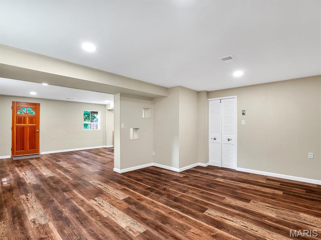 Teakwood Place 3 - Residential