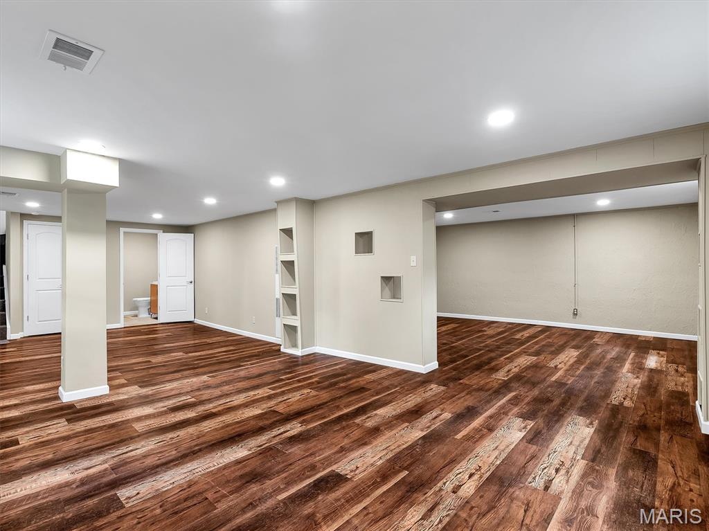 Teakwood Place 3 - Residential