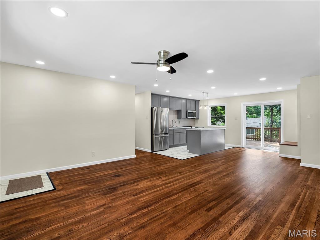 Teakwood Place 3 - Residential