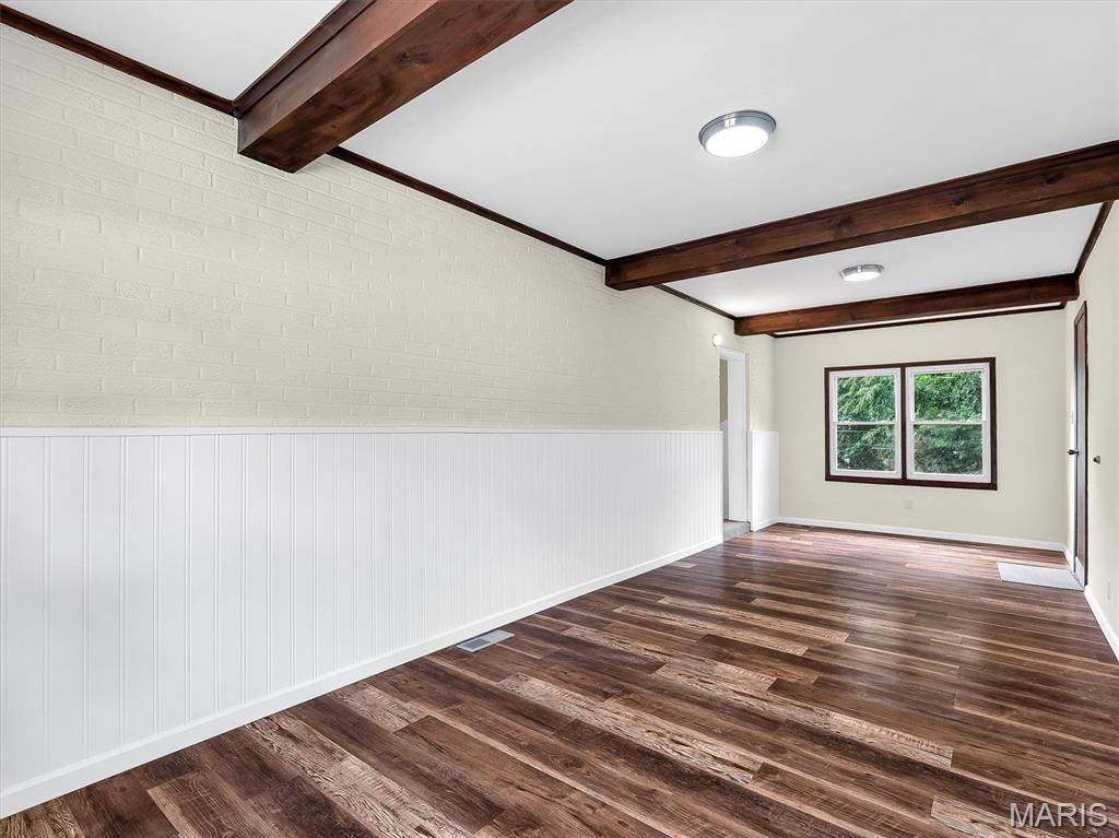 Teakwood Place 3 - Residential