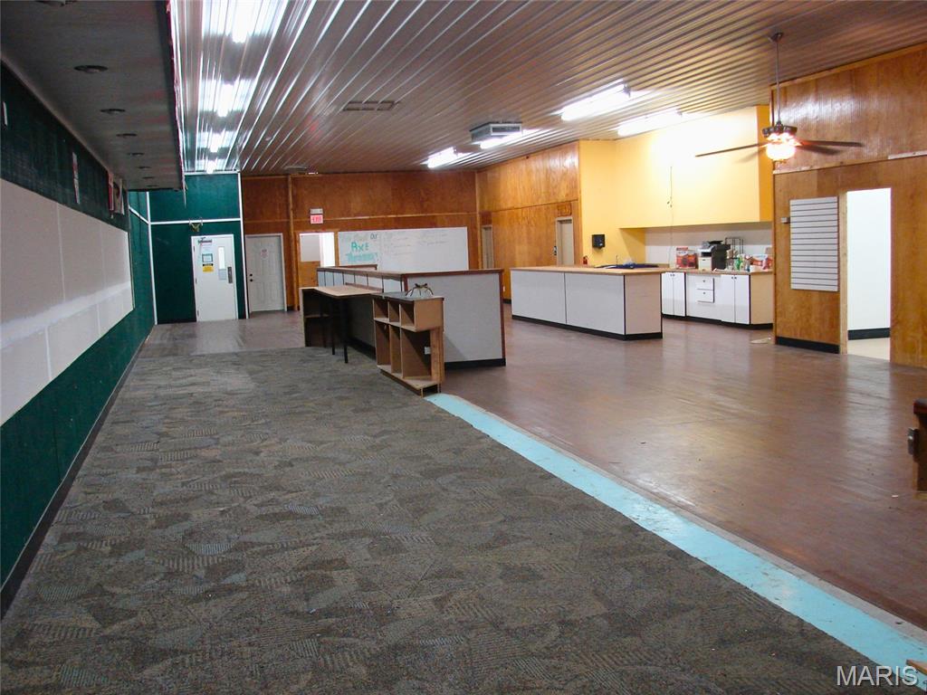 Original Town Huggins Add - Commercial Sale