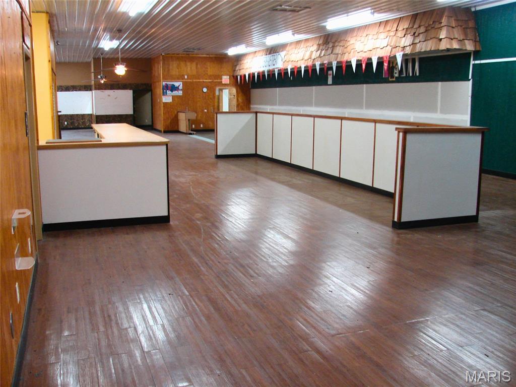 Original Town Huggins Add - Commercial Sale