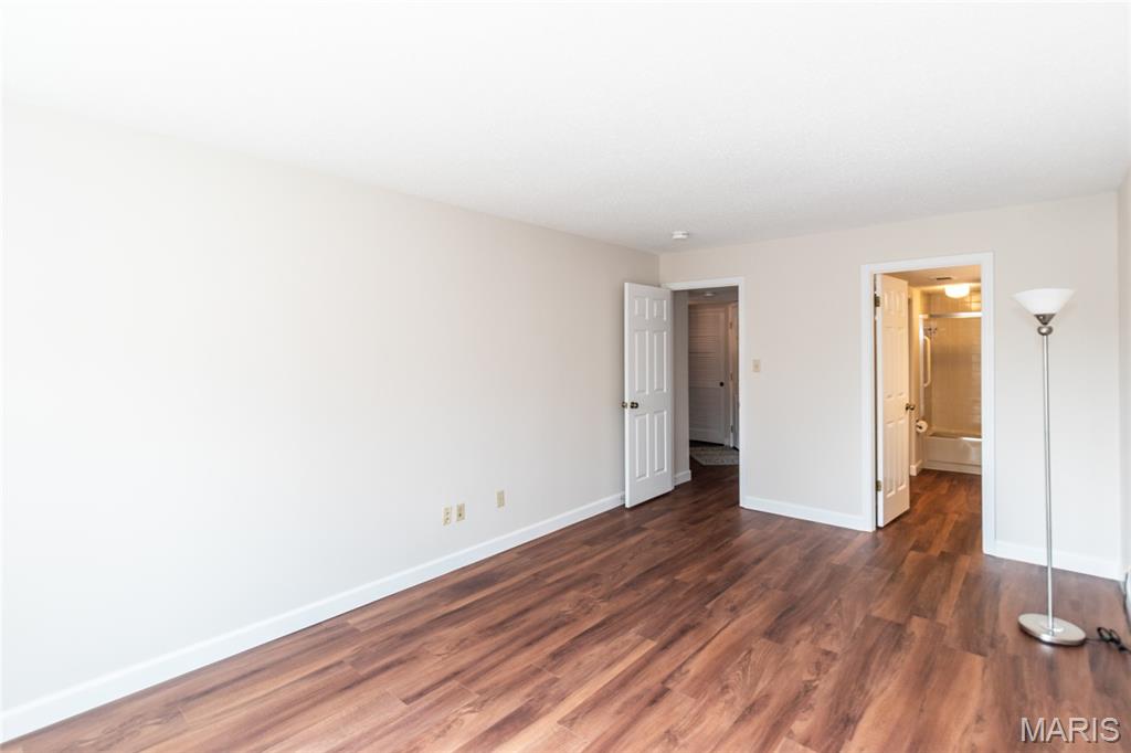 Parkway Gardens Village 1 Condo - Residential