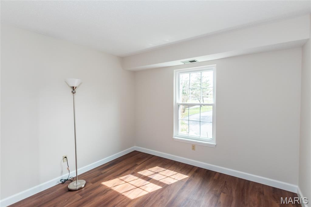 Parkway Gardens Village 1 Condo - Residential