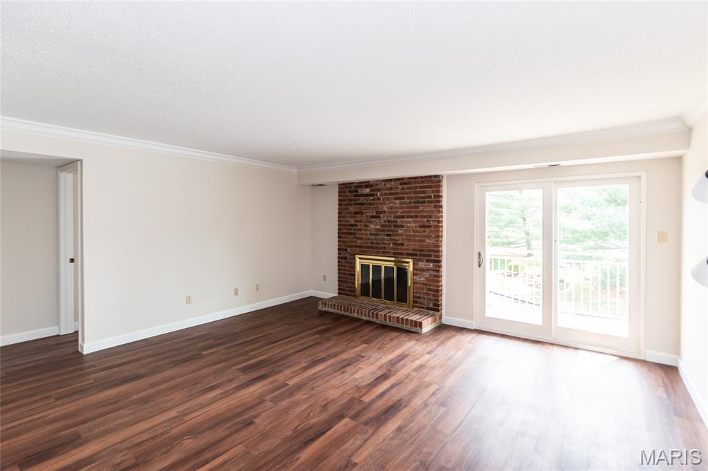 Parkway Gardens Village 1 Condo - Residential