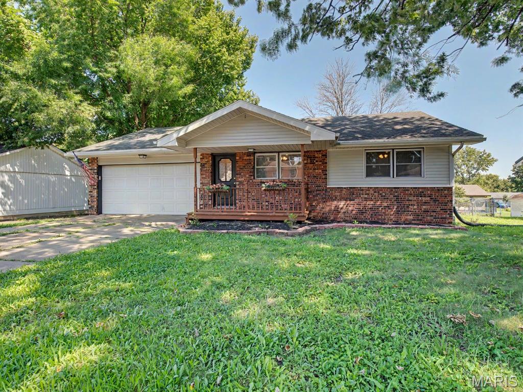 Move-in ready in Kirksville! This fully renovated 3-bedroom, 2-bath home offers a fresh, modern feel throughout. The open kitchen and living room features vaulted ceilings, creating a bright and spacious main living area that's perfect for entertaining. The full basement provides plenty of additional space and includes a non-conforming bedroom, giving you flexibility for guests, a home office, or additional living space. Outside, you'll find a fenced-in backyard along with the convenience of a 1-car garage. With the renovations already completed, all that's left to do is move in and make it yours!