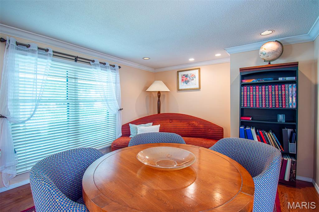 SEVEN PINES - Residential