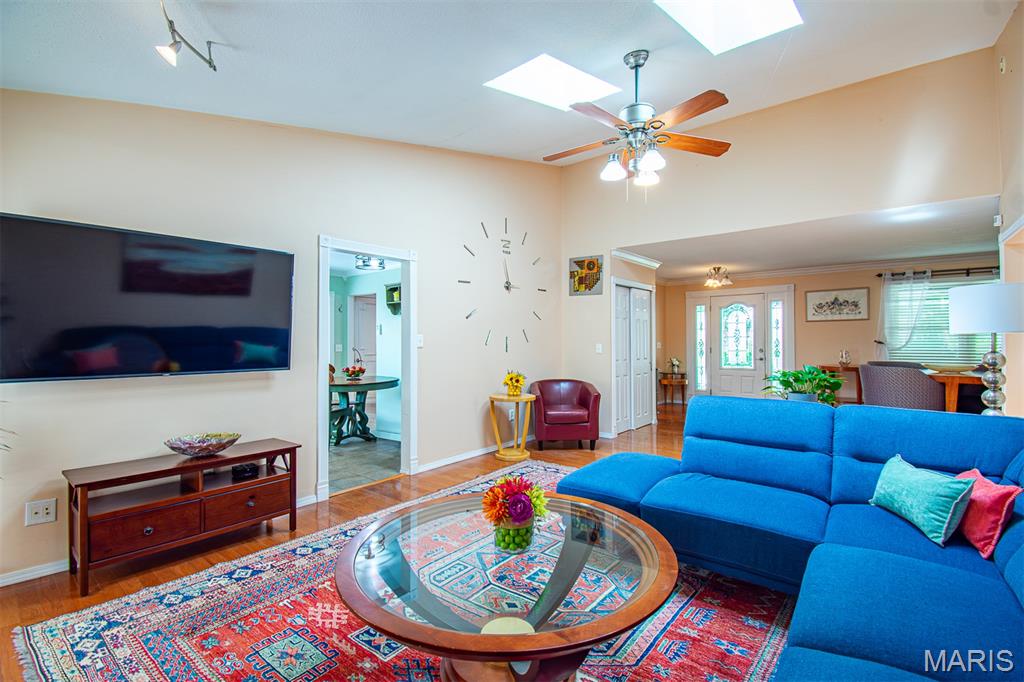 SEVEN PINES - Residential