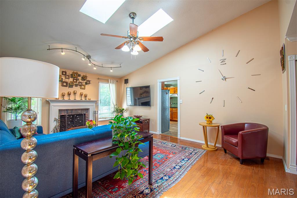 SEVEN PINES - Residential