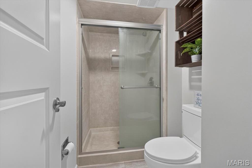 Coeur De Royale Condo Ph 2 1st - Residential