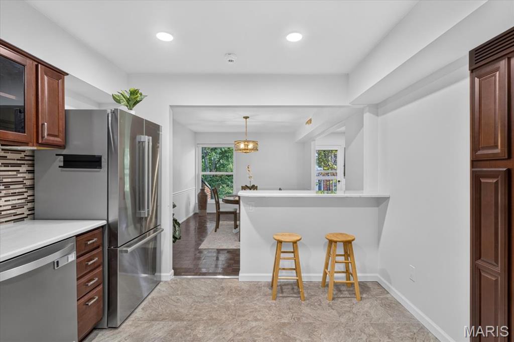 Coeur De Royale Condo Ph 2 1st - Residential