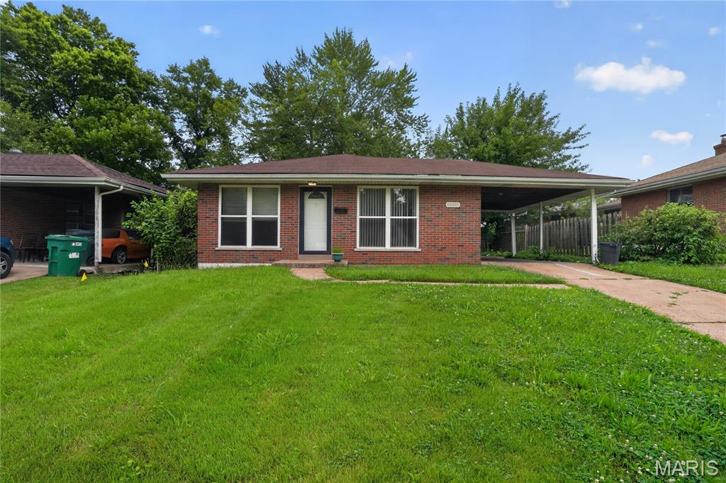 Welcome to this charming 3-bedroom, 3-bath brick ranch in the heart of Jennings! Featuring beautiful, low-maintenance living on a single level, this home is perfect for those seeking comfort and convenience. The property includes a detached carport and a full, unfinished basement that provides ample potential for extra storage or future living space. Enjoy a level, manageable lot in a quiet neighborhood. Ideally located with easy access to major thoroughfares,.