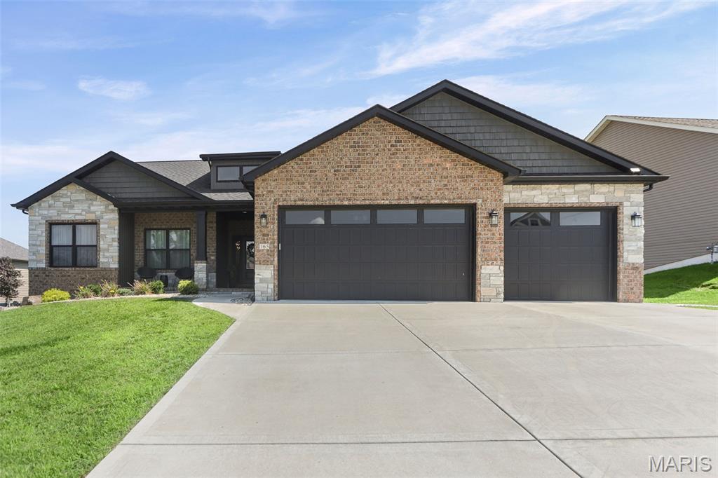 Stonebridge Bluffs 1st Add - Residential