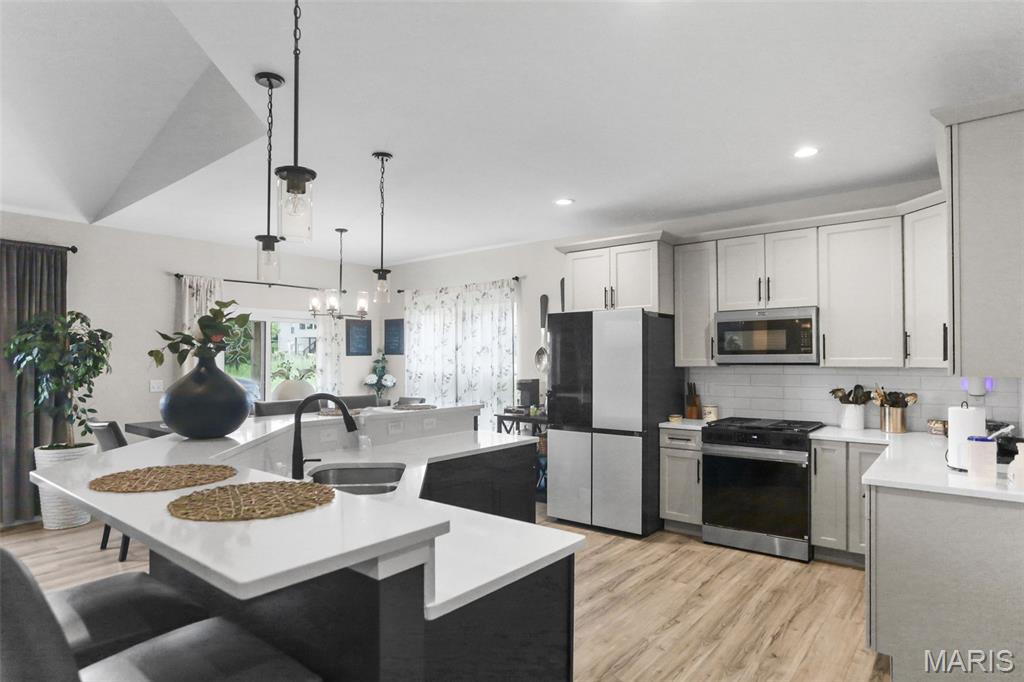 Stonebridge Bluffs 1st Add - Residential