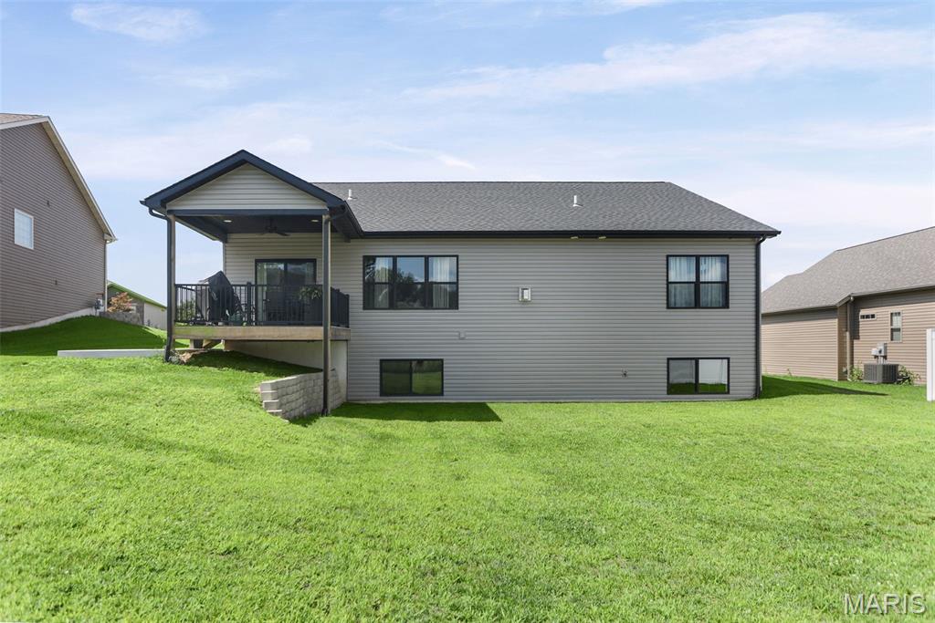 Stonebridge Bluffs 1st Add - Residential