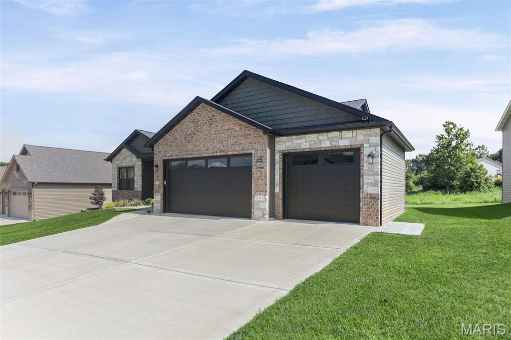 Stonebridge Bluffs 1st Add - Residential